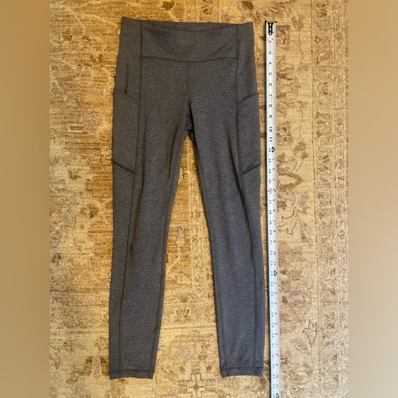 Lululemon Leggings size 4 - Picture 2 of 9